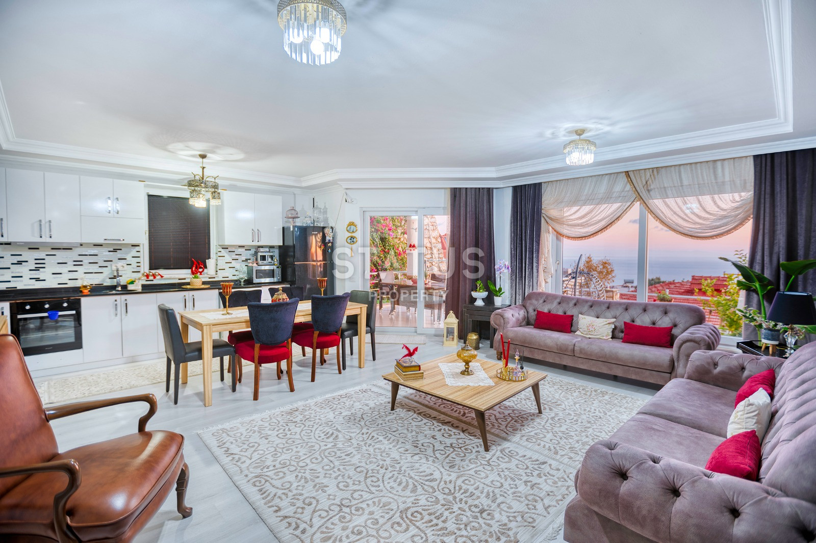 Cozy villa with sea views in the central area of Bektash. 160m2 фото 18