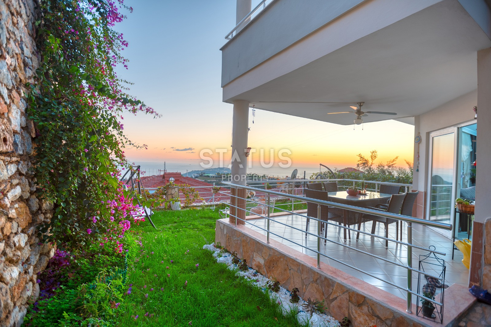 Cozy villa with sea views in the central area of Bektash. 160m2 фото 29