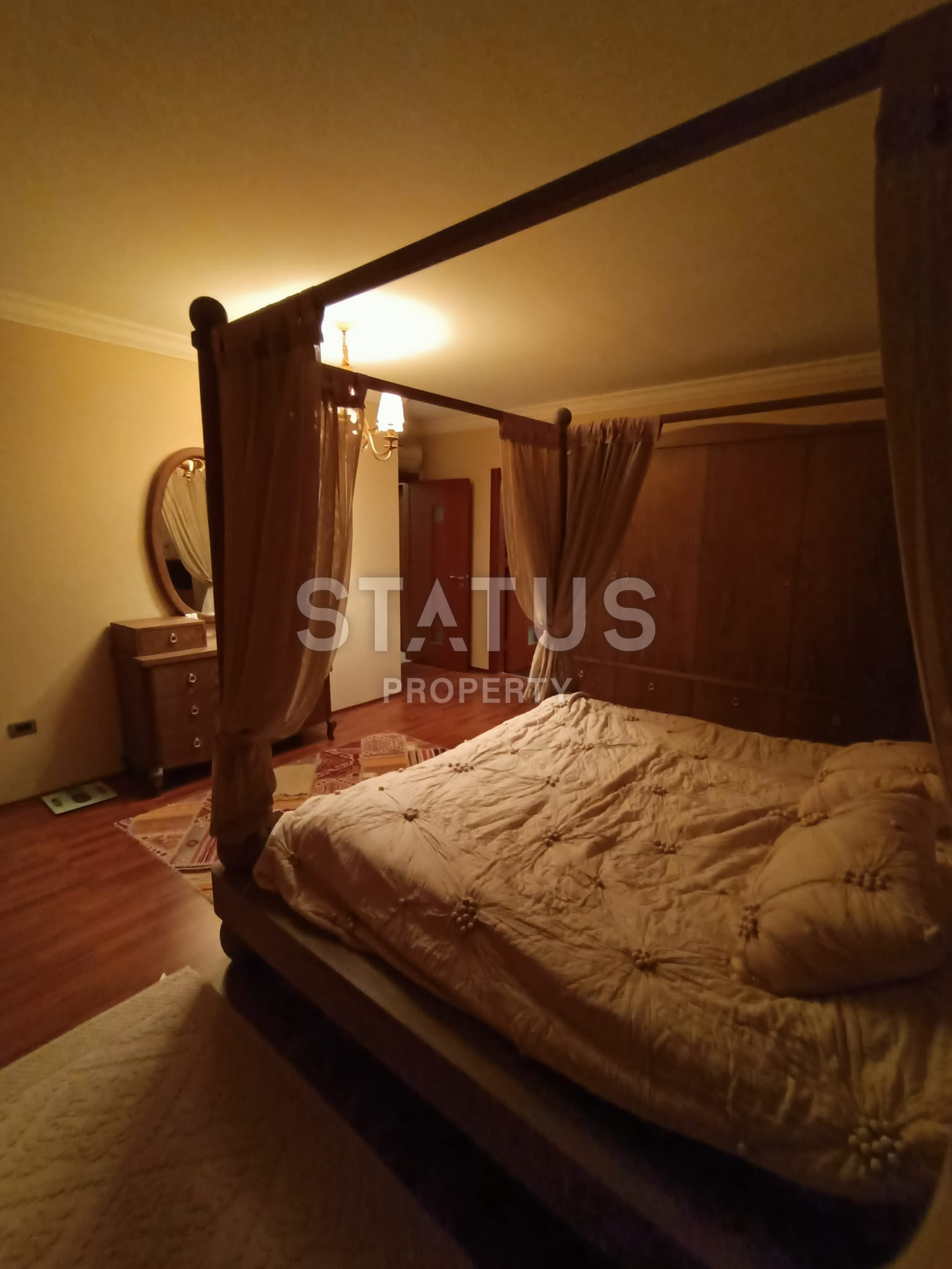 Five-room apartment by the sea in a well-known residential complex in the first coastline in the center of Alanya. 220m2 фото 11