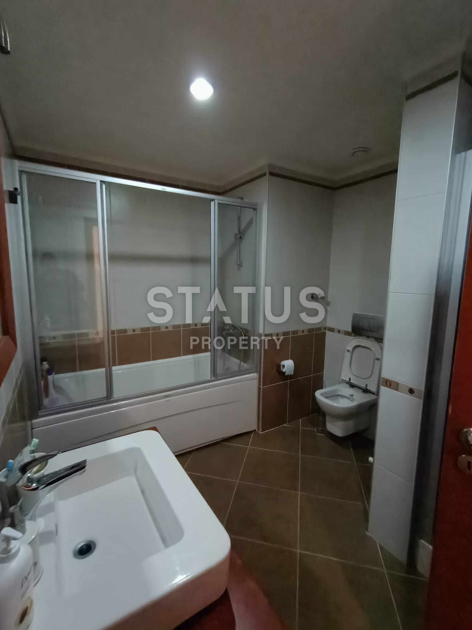 Five-room apartment by the sea in a well-known residential complex in the first coastline in the center of Alanya. 220m2 фото 26