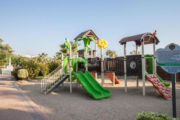 Five-room apartment by the sea in a well-known residential complex in the first coastline in the center of Alanya. 220m2 фото 32