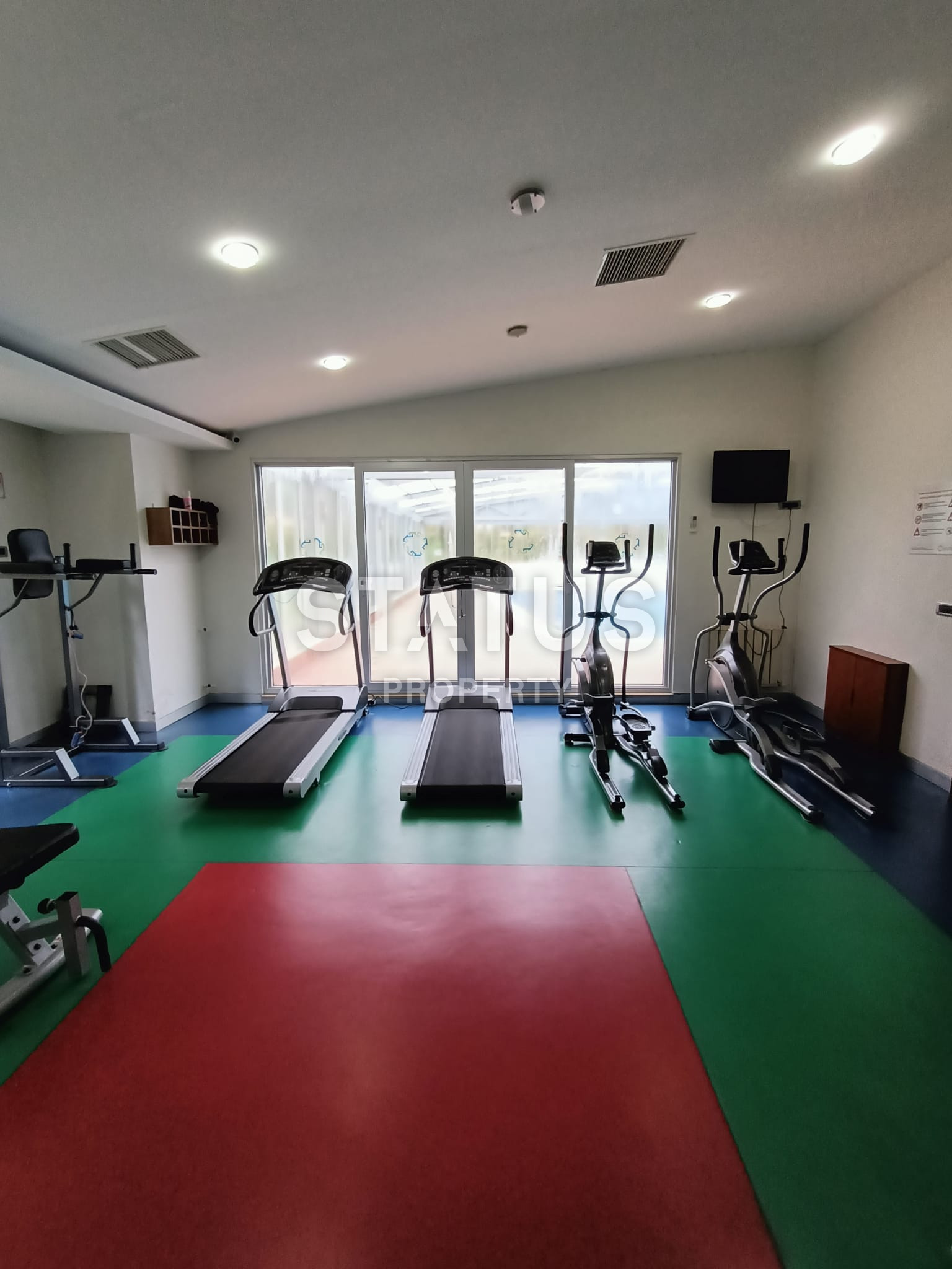 Five-room apartment by the sea in a well-known residential complex in the first coastline in the center of Alanya. 220m2 фото 43