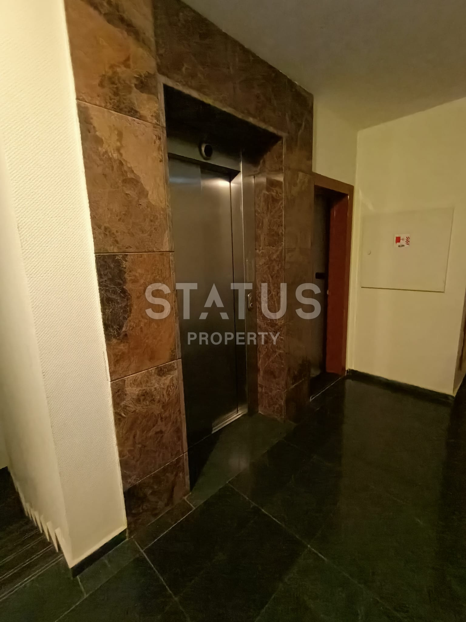 Five-room apartment by the sea in a well-known residential complex in the first coastline in the center of Alanya. 220m2 фото 45