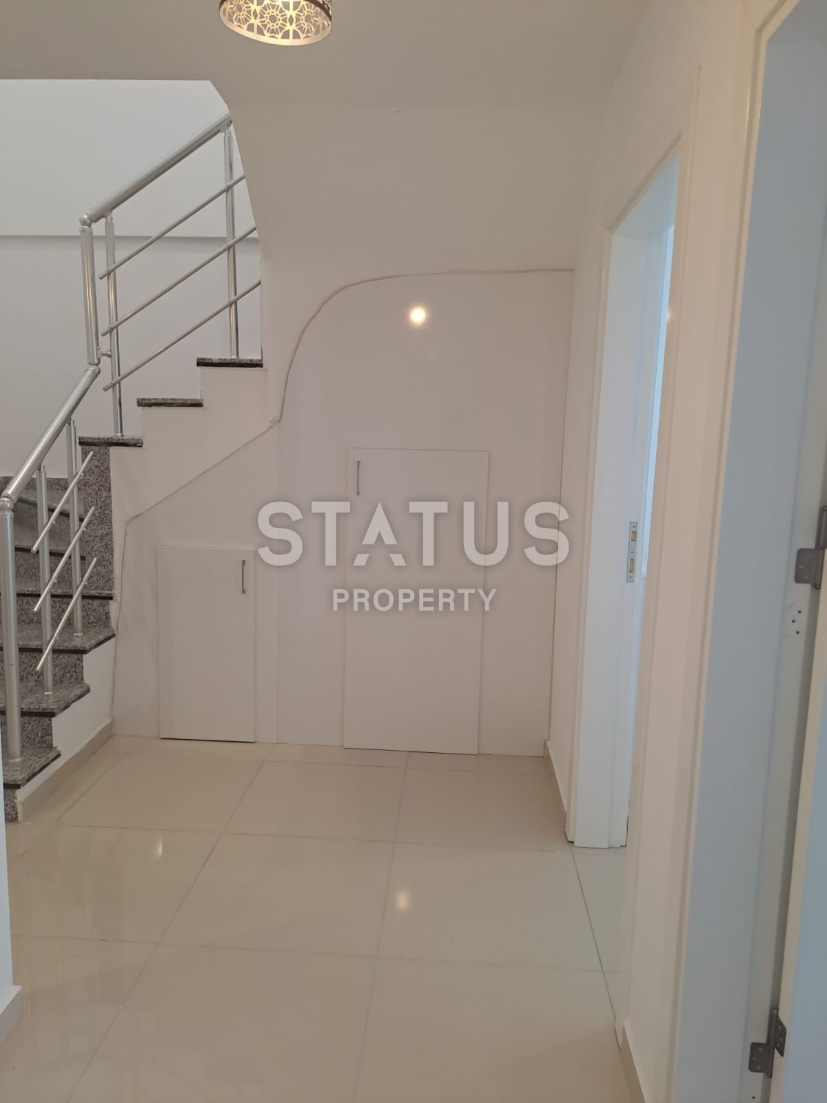 Beautiful penthouse in a cozy family complex in Kestel. 250m2 фото 26