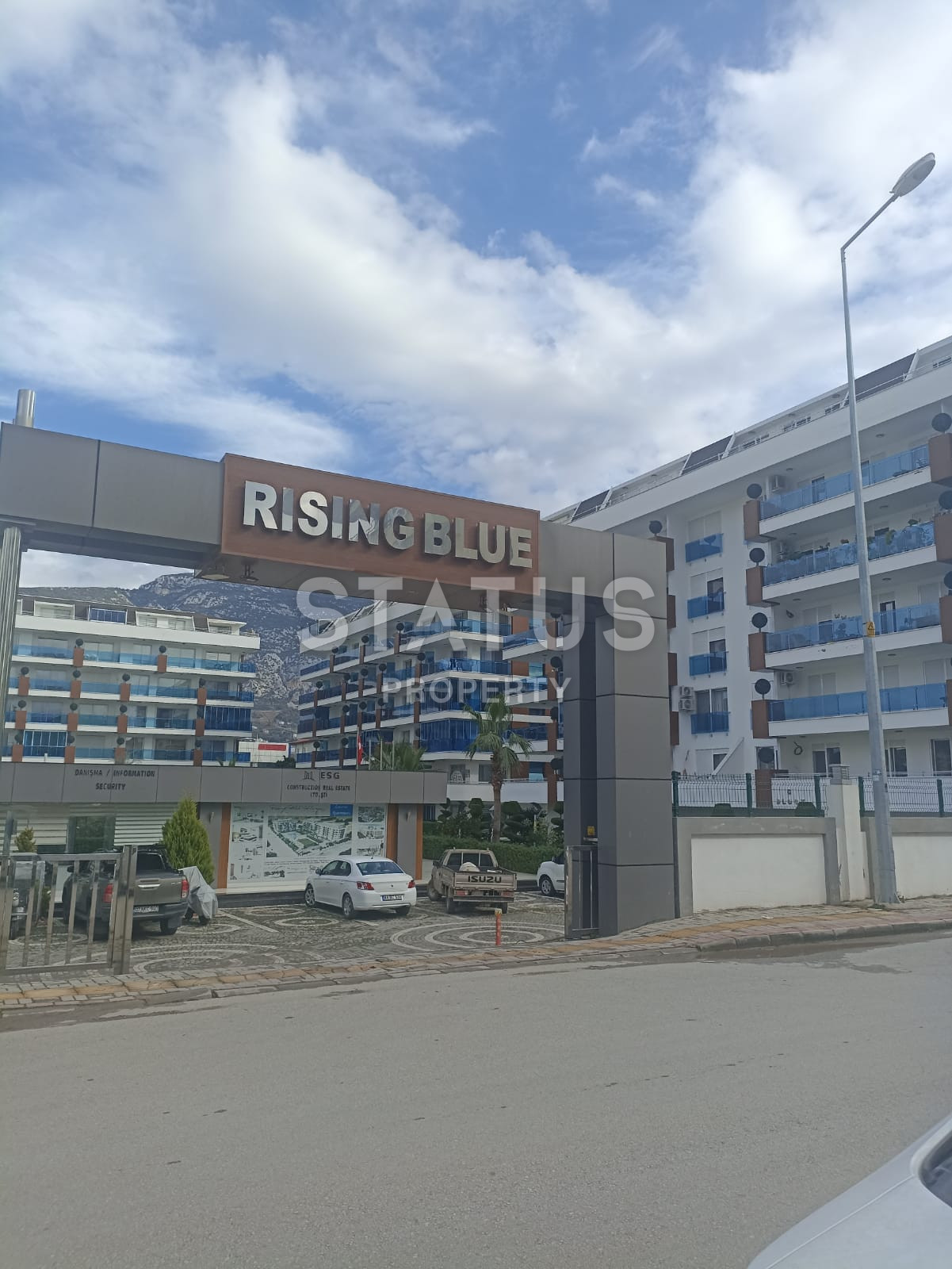 Beautiful penthouse in a cozy family complex in Kestel. 250m2 фото 31