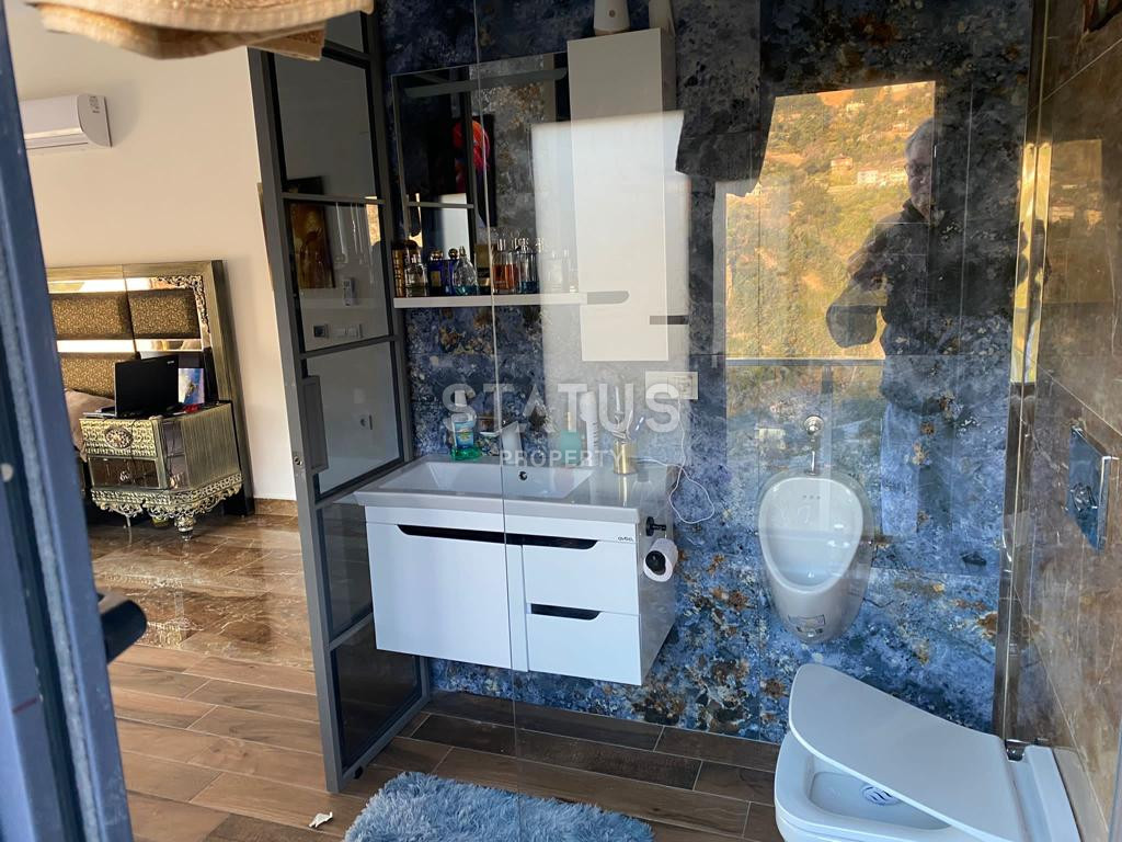 Шикарный пентхаус с видом на море в предгорье в районе Тепе. 225м2 фото 11