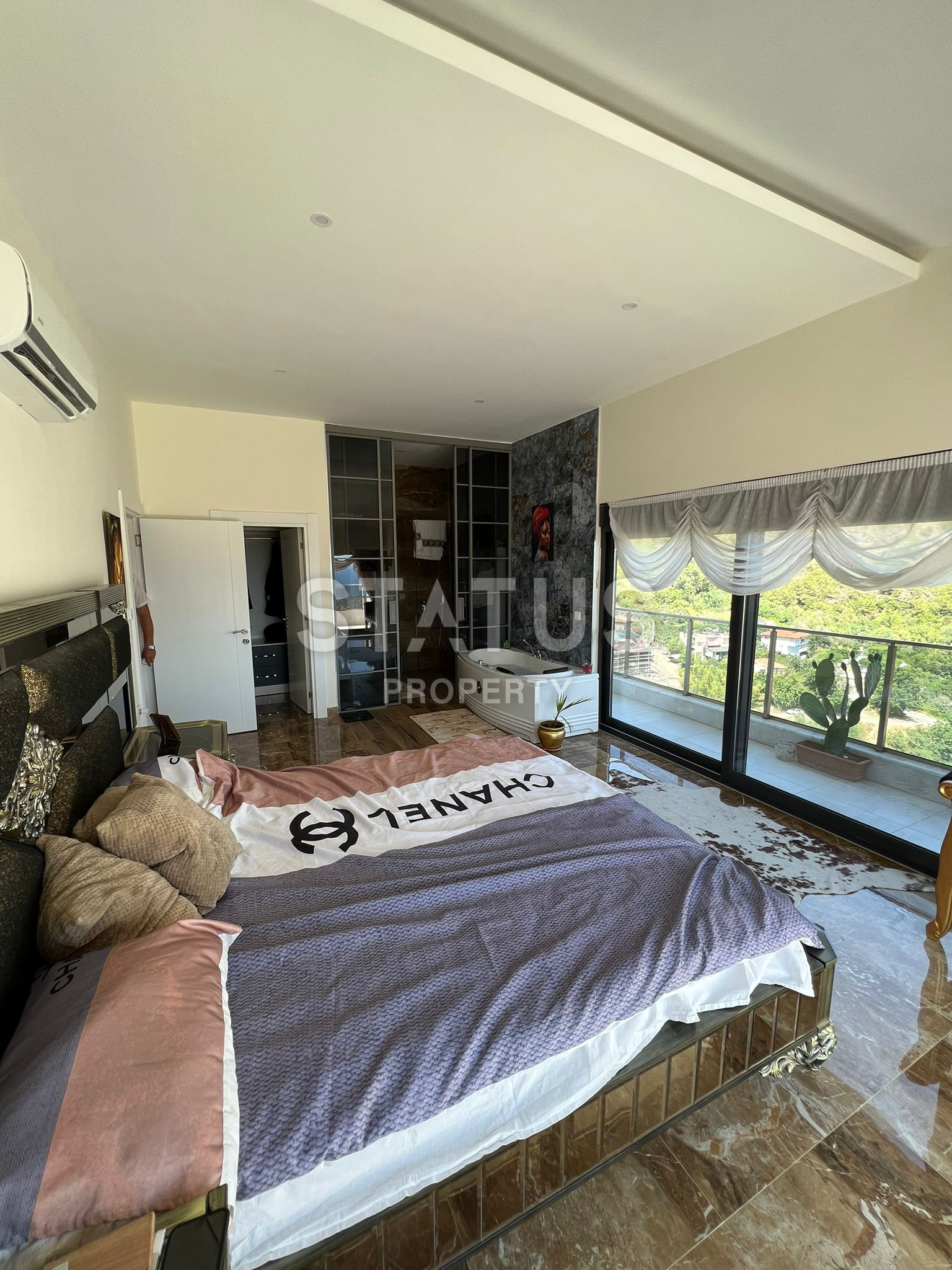 Шикарный пентхаус с видом на море в предгорье в районе Тепе. 225м2 фото 33