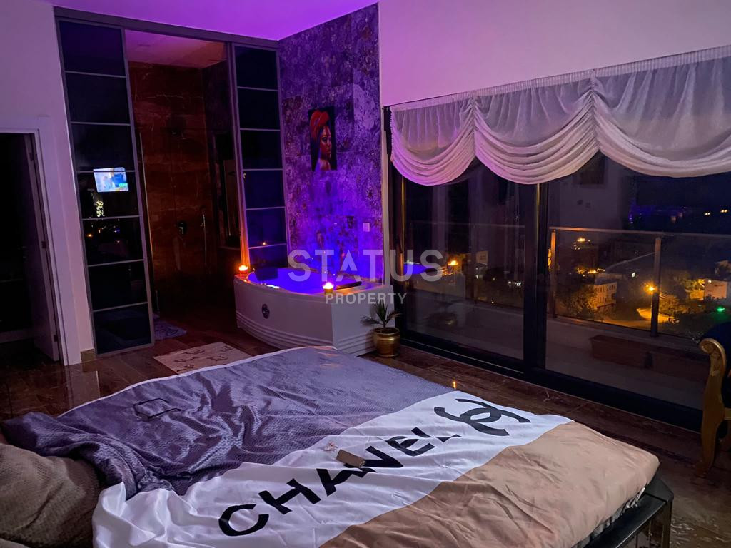 Шикарный пентхаус с видом на море в предгорье в районе Тепе. 225м2 фото 38