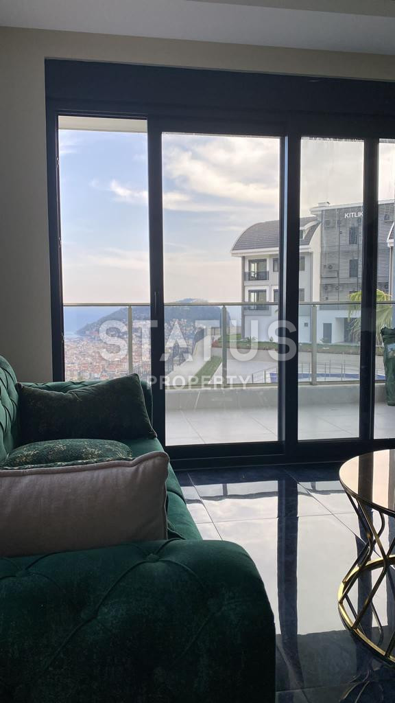 Шикарный пентхаус с видом на море в предгорье в районе Тепе. 225м2 фото 40