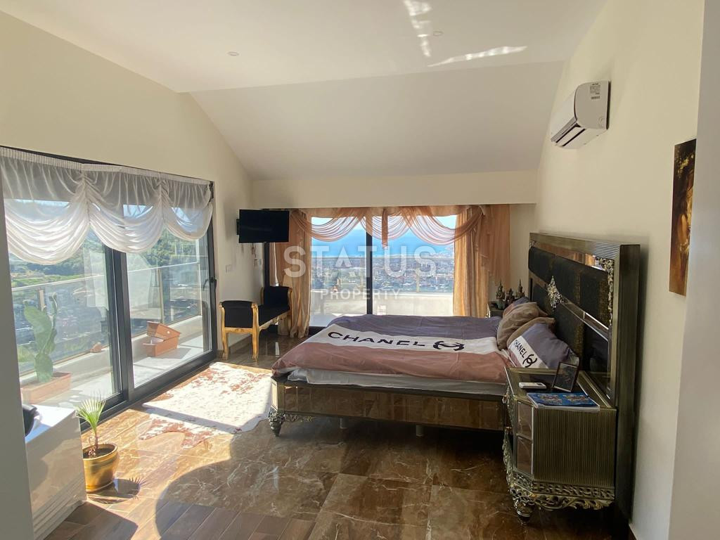 Шикарный пентхаус с видом на море в предгорье в районе Тепе. 225м2 фото 41