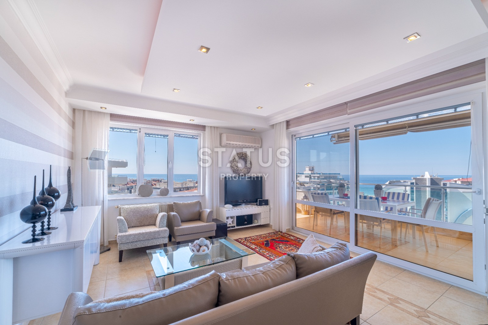 Прекрасный пентхаус с видом на море в 180м от него в одном из лучших комплексов в Тосмуре. 273м2 фото 3