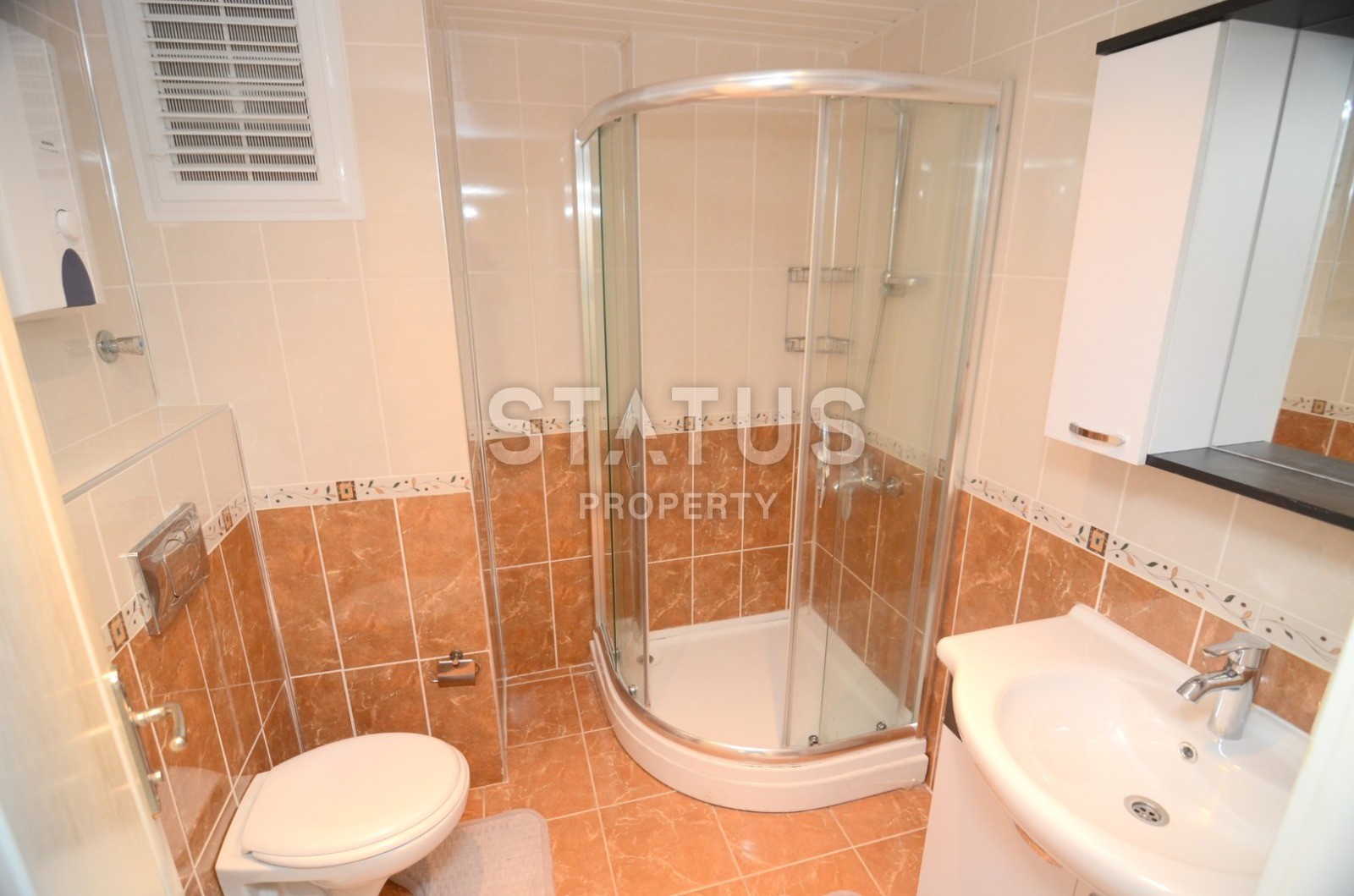 Шикарная квартира планировки 1+1 с мебелью и новой техникой в Махмутларе фото 13