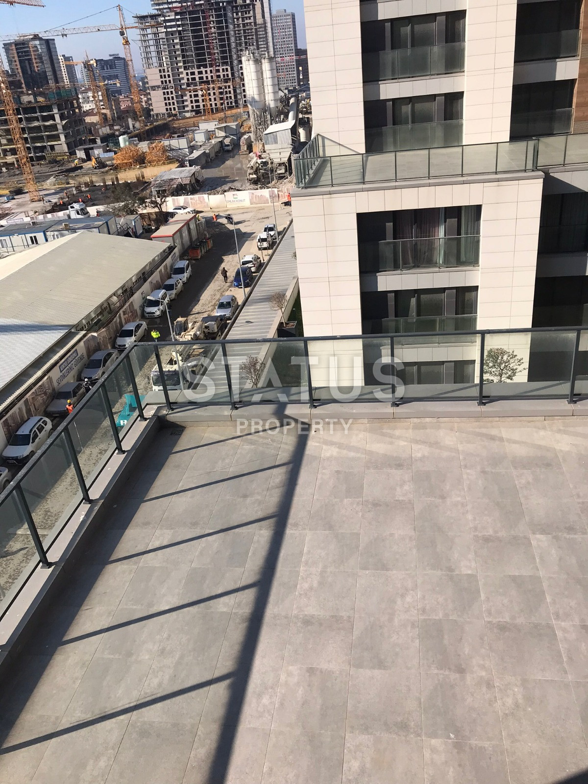 Новая комфортабельная квартира с тремя спальнями в востребованном районе Кадыкёй г Стамбула. 155м2 фото 21