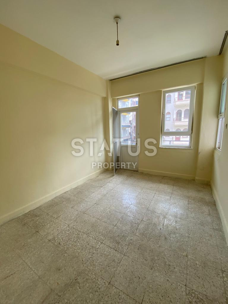 Трёхкомнатная квартира у моря в 100м от него в районе Конаклы. 95м2 фото 7