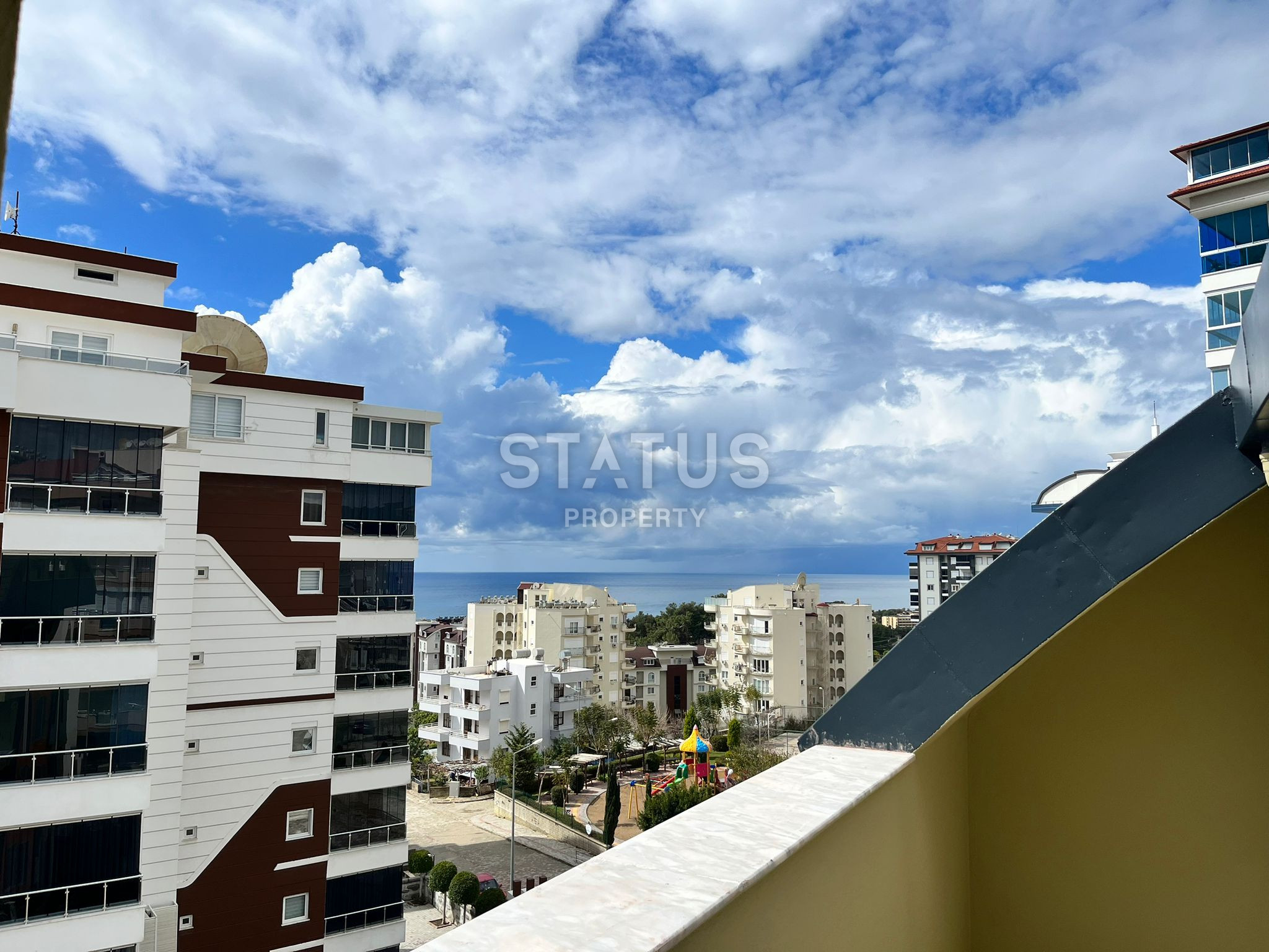 Two spacious apartments with sea views in the popular area of Avsallar. 65m2 - 110m2 фото 7