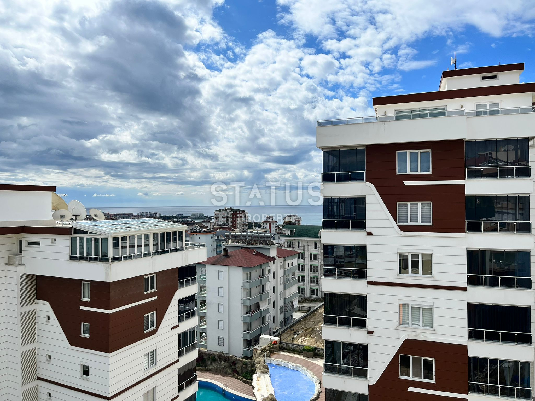 Two spacious apartments with sea views in the popular area of Avsallar. 65m2 - 110m2 фото 13