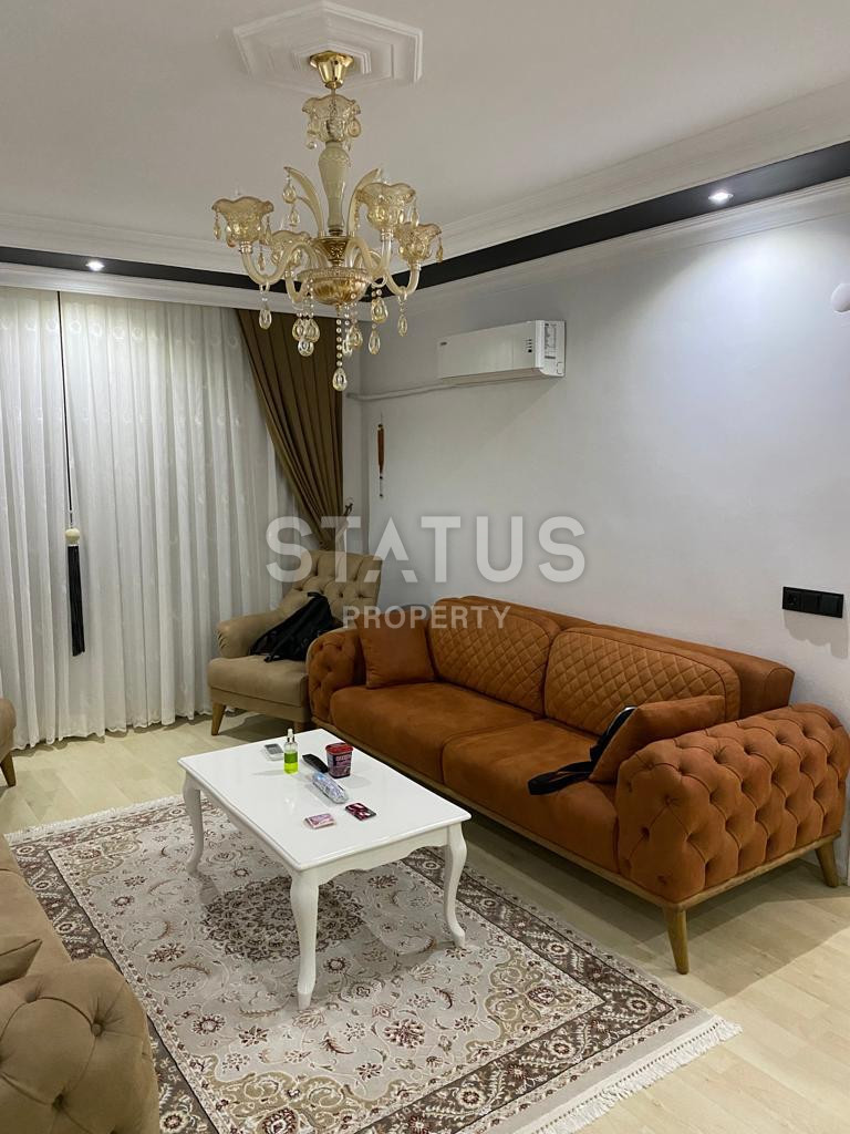 Трехкомнатная меблированная квартира в 300м от моря в открытом для ВНЖ районе Тосмур. 110м2 фото 3