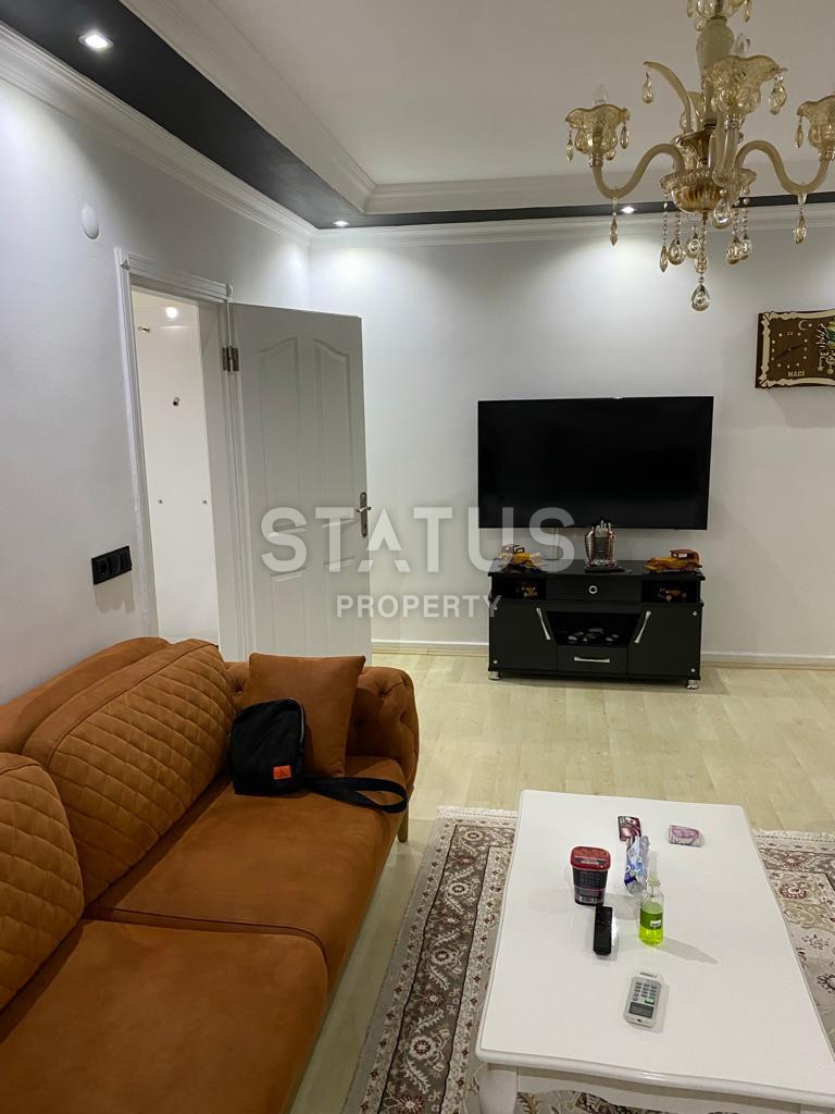 Трехкомнатная меблированная квартира в 300м от моря в открытом для ВНЖ районе Тосмур. 110м2 фото 4