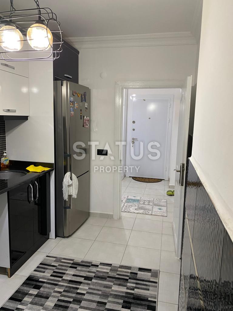 Трехкомнатная меблированная квартира в 300м от моря в открытом для ВНЖ районе Тосмур. 110м2 фото 14