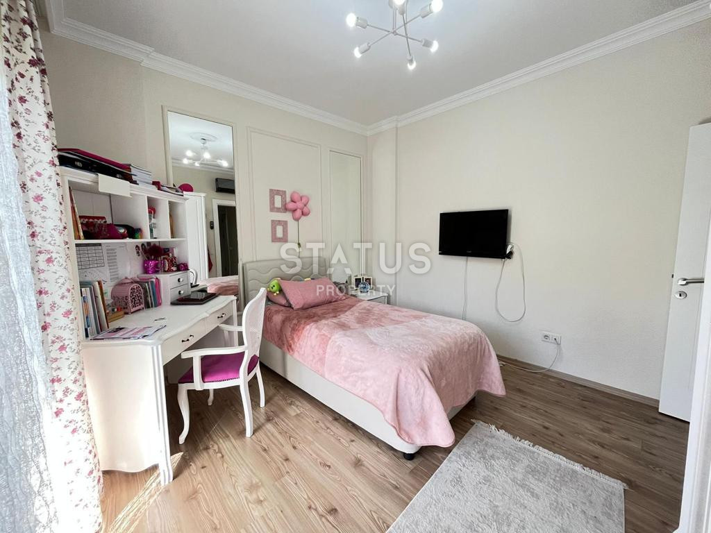 Меблированные апартаменты 3+1 в районе Оба с отдельной кухней, 150 м2 фото 17