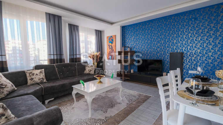 Квартира 1+1 с ремонтом у моря, район Махмутлар, 90 м2 фото 1
