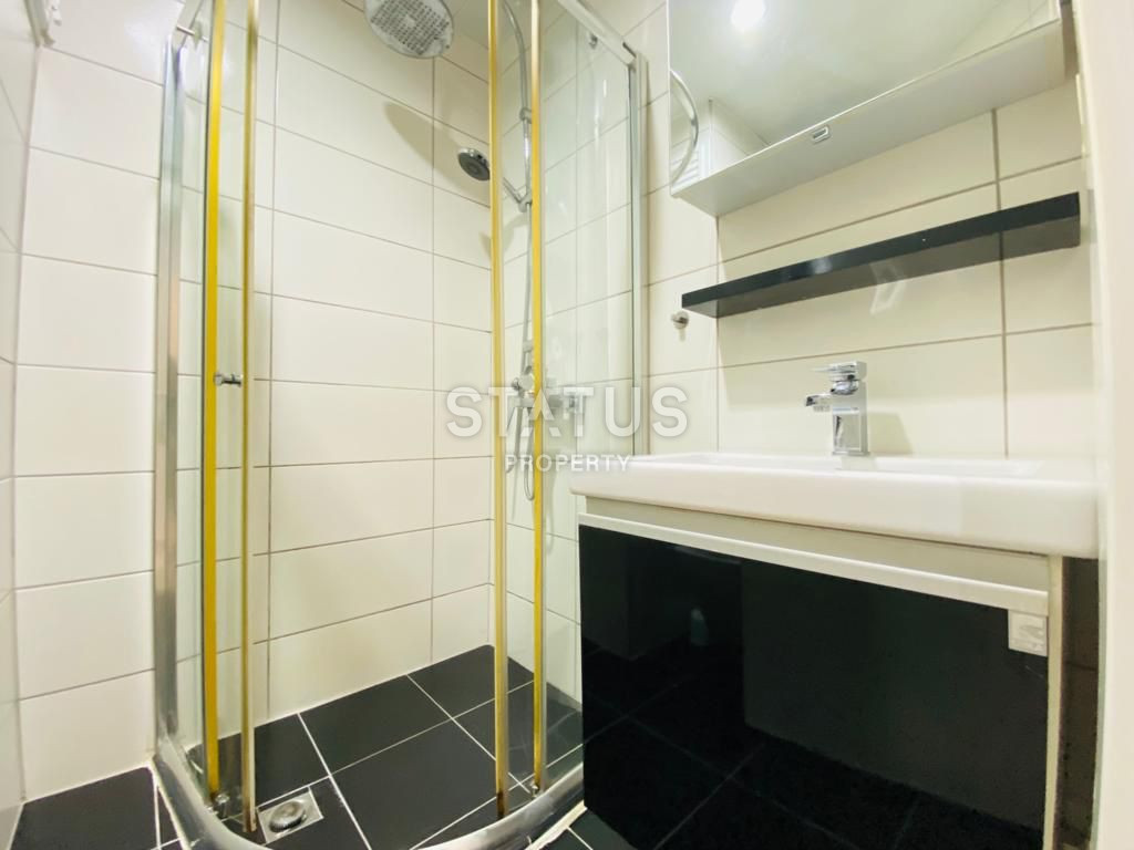 Двухкомнатная меблированная квартира в 200м от моря в центре Аланьи. 65м2 фото 23