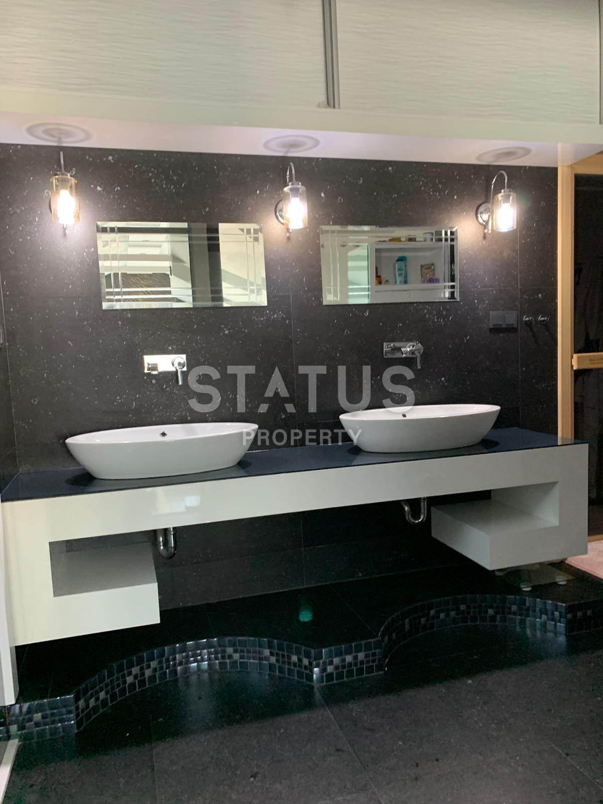 Дизайнерский дуплекс 5+1 с видом на море в спальном элитном районе Буюкхасбахче в центральной части Аланьи. 285м2 фото 6