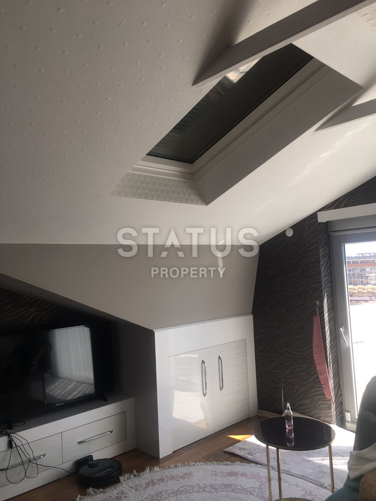 Дизайнерский дуплекс 5+1 с видом на море в спальном элитном районе Буюкхасбахче в центральной части Аланьи. 285м2 фото 11