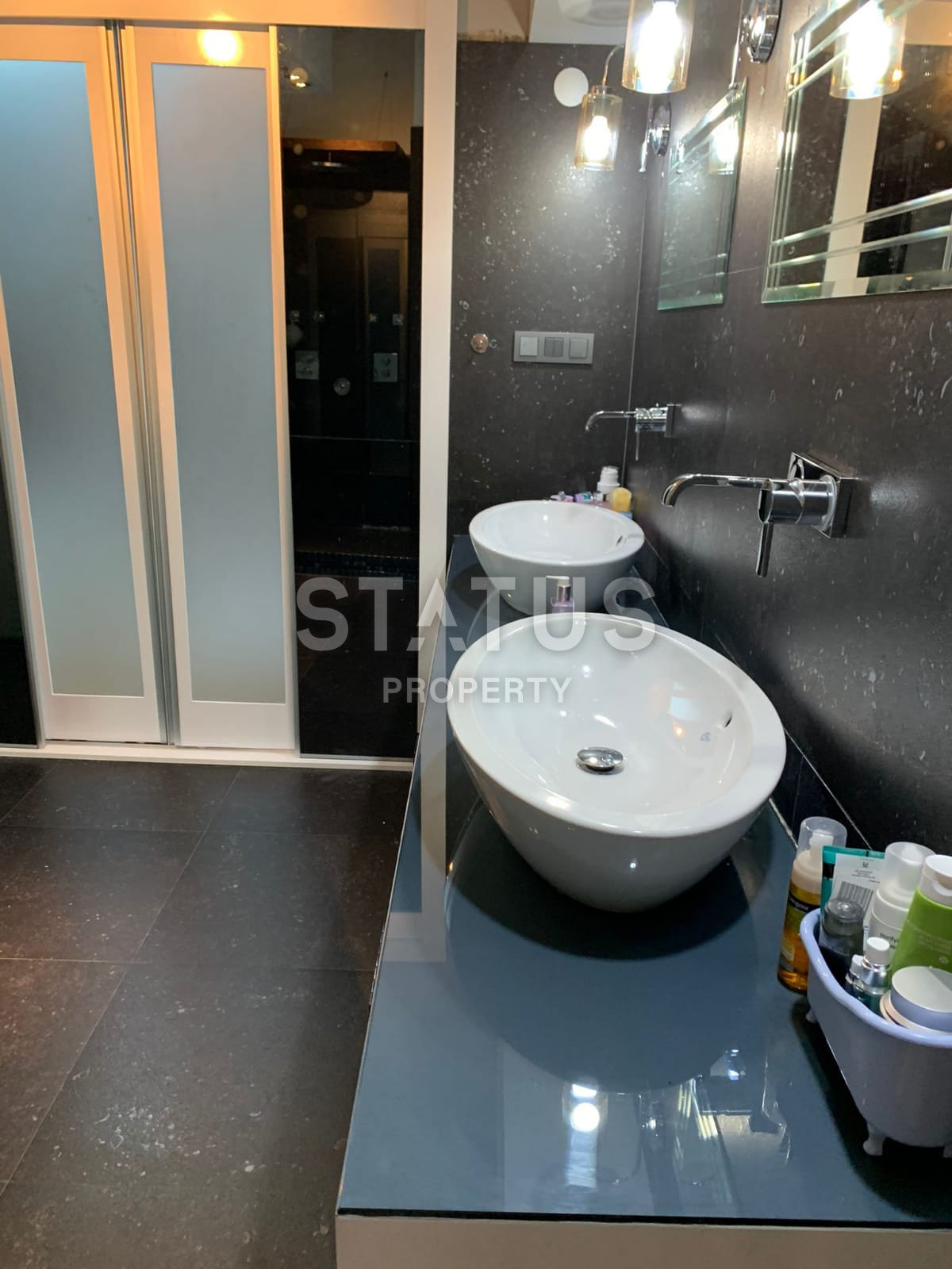 Дизайнерский дуплекс 5+1 с видом на море в спальном элитном районе Буюкхасбахче в центральной части Аланьи. 285м2 фото 20