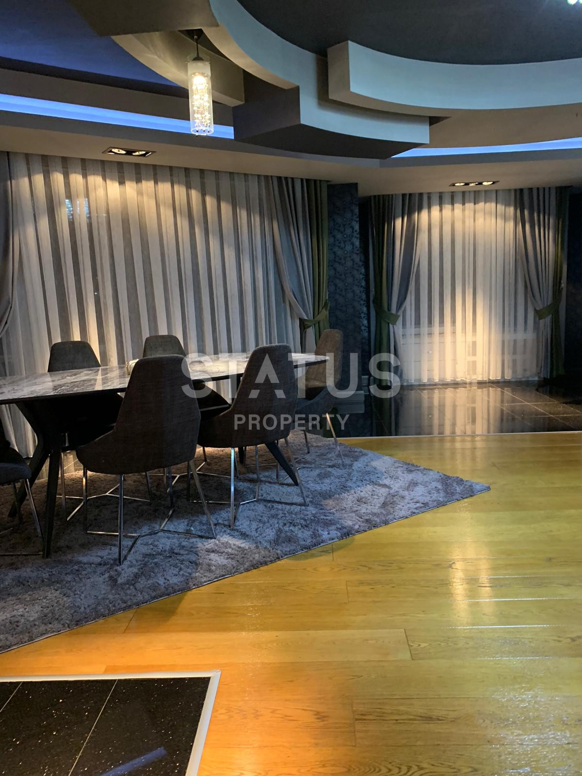 Дизайнерский дуплекс 5+1 с видом на море в спальном элитном районе Буюкхасбахче в центральной части Аланьи. 285м2 фото 22