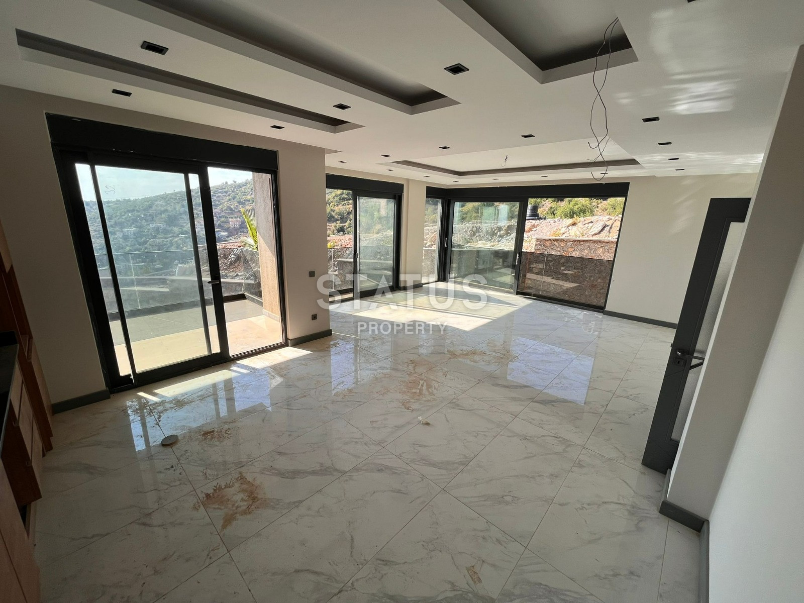 Шикарный дуплекс с садом с видом на море в районе Тепе. 215м2 фото 3