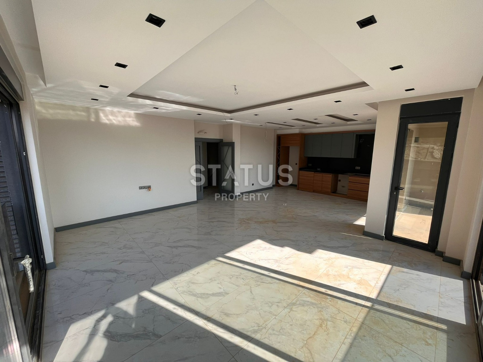 Шикарный дуплекс с садом с видом на море в районе Тепе. 215м2 фото 7