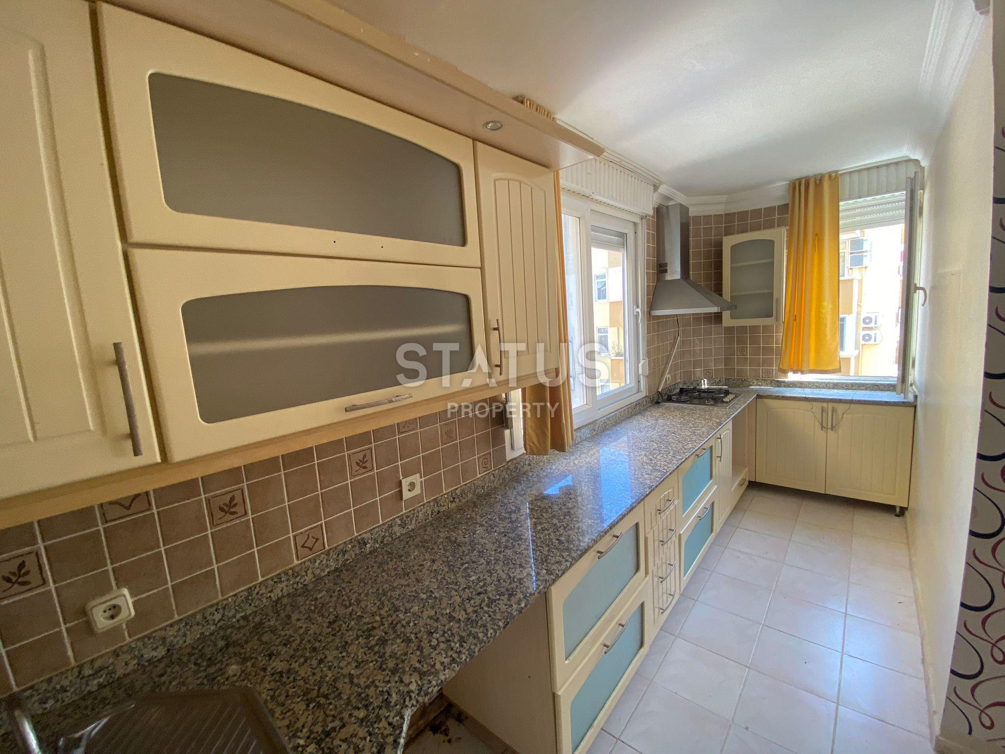 Просторная квартира с тремя спальнями в 200м от моря в открытом для ВНЖ районе Тосмур. 130м2 фото 12