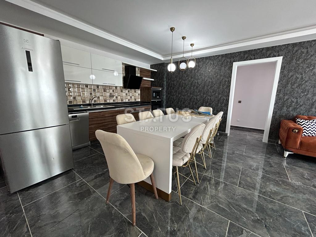 Apartment by the sea 2+1 just 100 m from it in Mahmutlar, 120 m2. фото 3