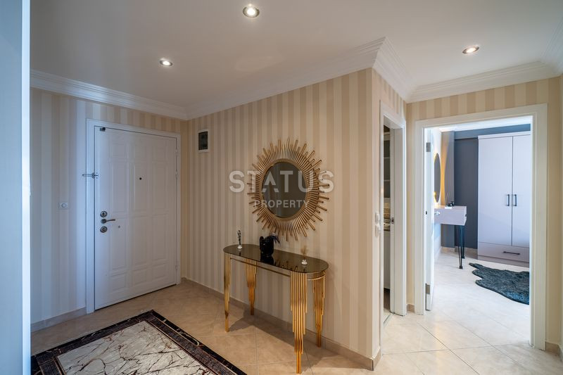 Шикарная трёхкомнатная меблированная квартира с видом на море в Махмутларе. 120м2 фото 10