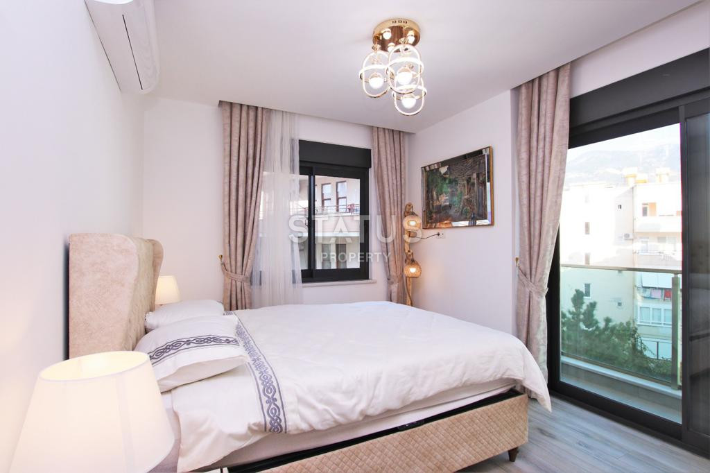 Four-room apartment by the sea with luxury furniture and appliances. 120m2 фото 9