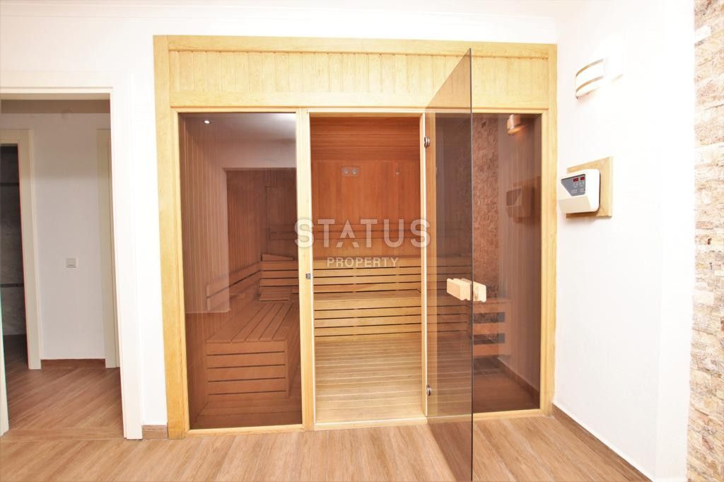 Four-room apartment by the sea with luxury furniture and appliances. 120m2 фото 18