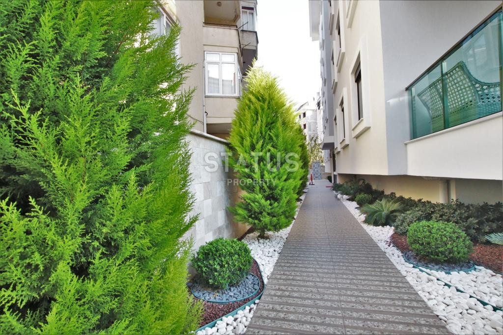 Four-room apartment by the sea with luxury furniture and appliances. 120m2 фото 21