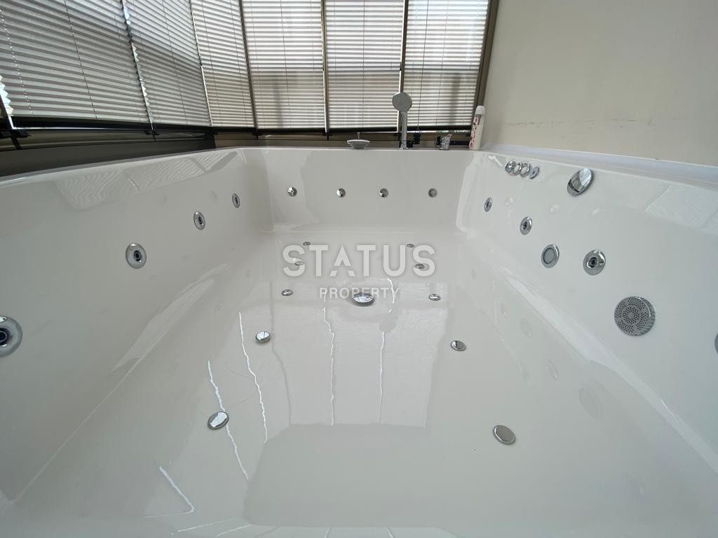 Уютная квартира 2+1 в комплексе на первой береговой линии в Махмутларе. 136м2 фото 20