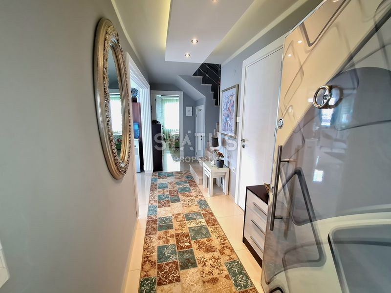 Furnished penthouse 3+1 in the open area of Tosmur. 180m2 фото 3