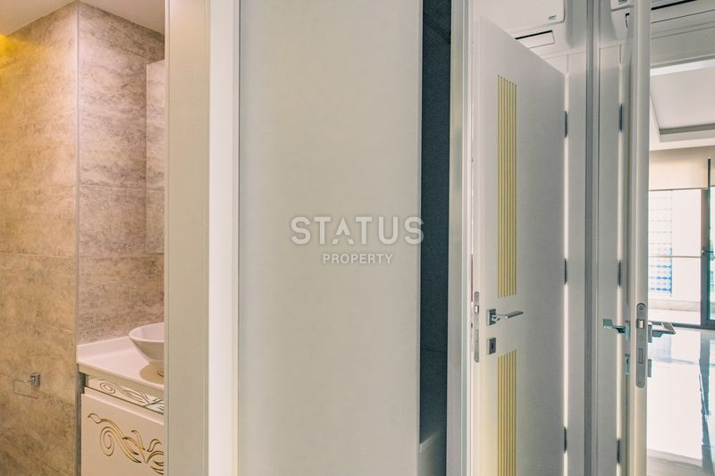 Three-room turnkey apartment in the most popular residential complex in the Cleopatra Beach area. 100m2 фото 20