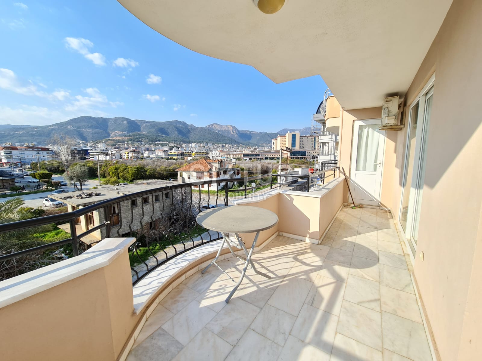 Меблированная квартира с двумя спальнями в 500м от моря в открытом районе ОБА. 100м2 фото 27