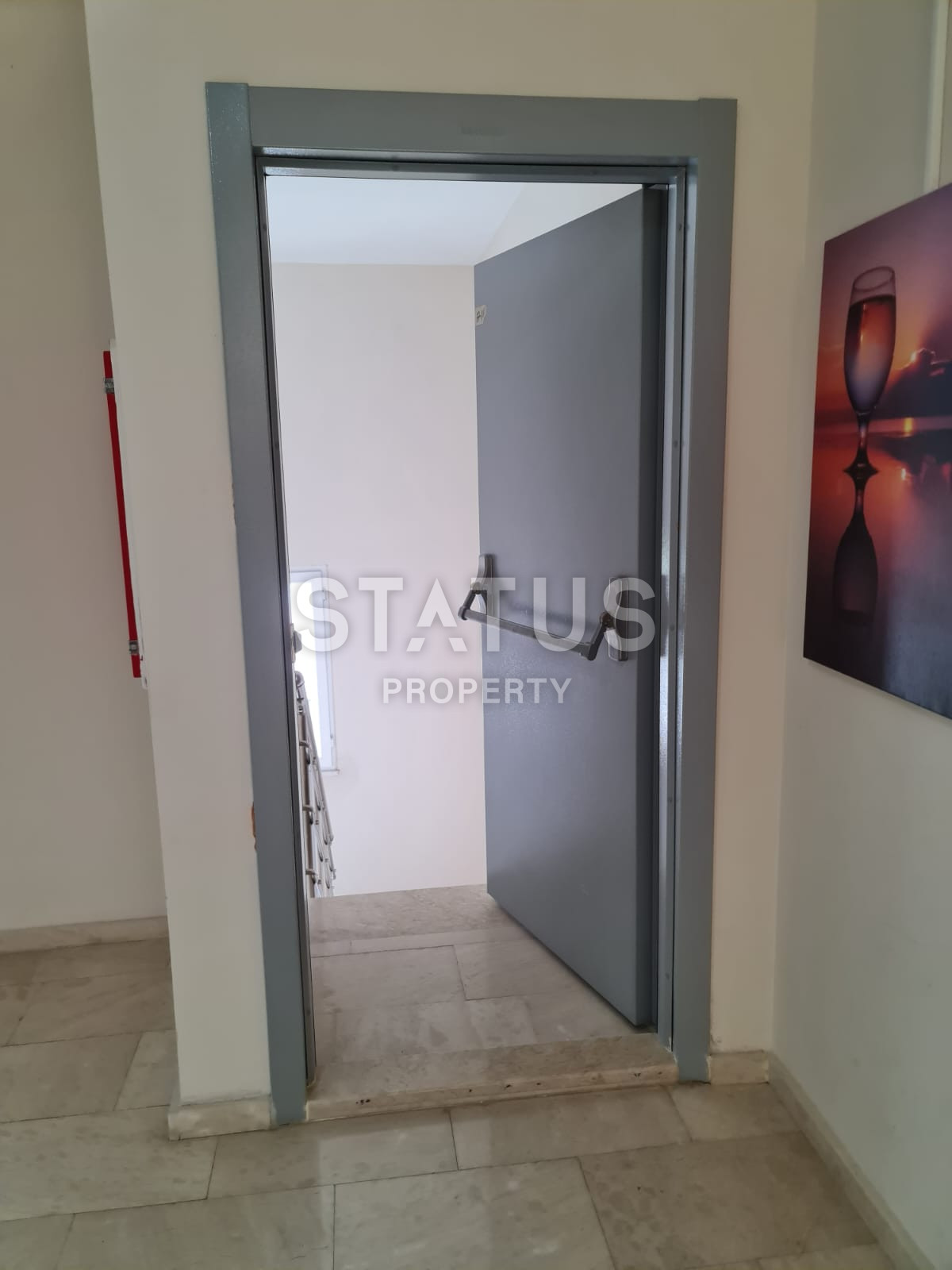 Трёхкомнатная меблированная квартира в 200м от моря в открытом районе ОБА. 105м2 фото 6