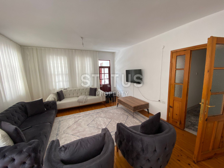 Трёхкомнатная квартира с отдельной кухней в 150м от пляжа Клеопатры. 120м2 фото 1