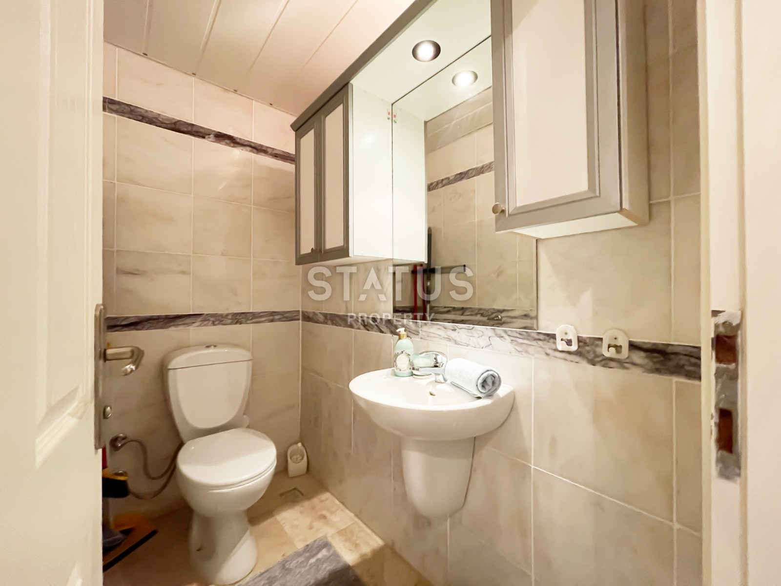 Очень просторная трёхкомнатная квартира в 150м от моря в ОБЕ. 130м2 фото 34