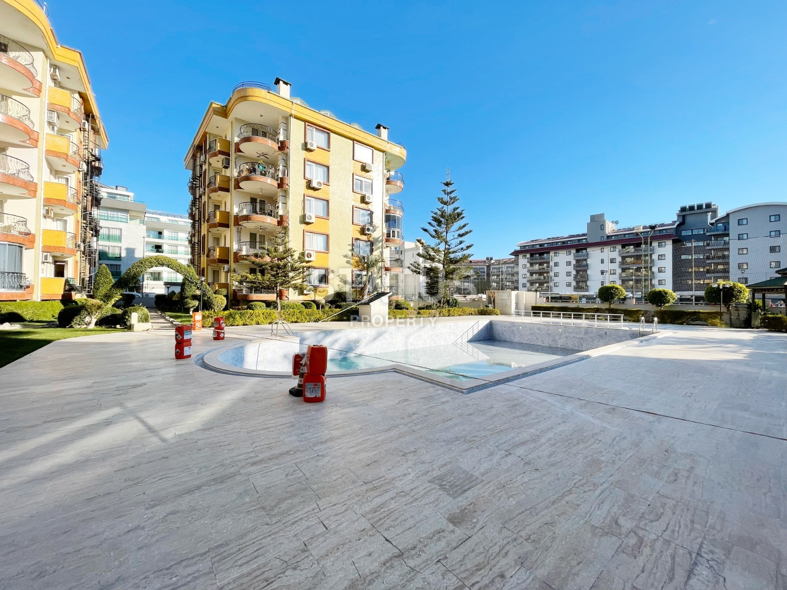 Очень просторная трёхкомнатная квартира в 150м от моря в ОБЕ. 130м2 фото 48