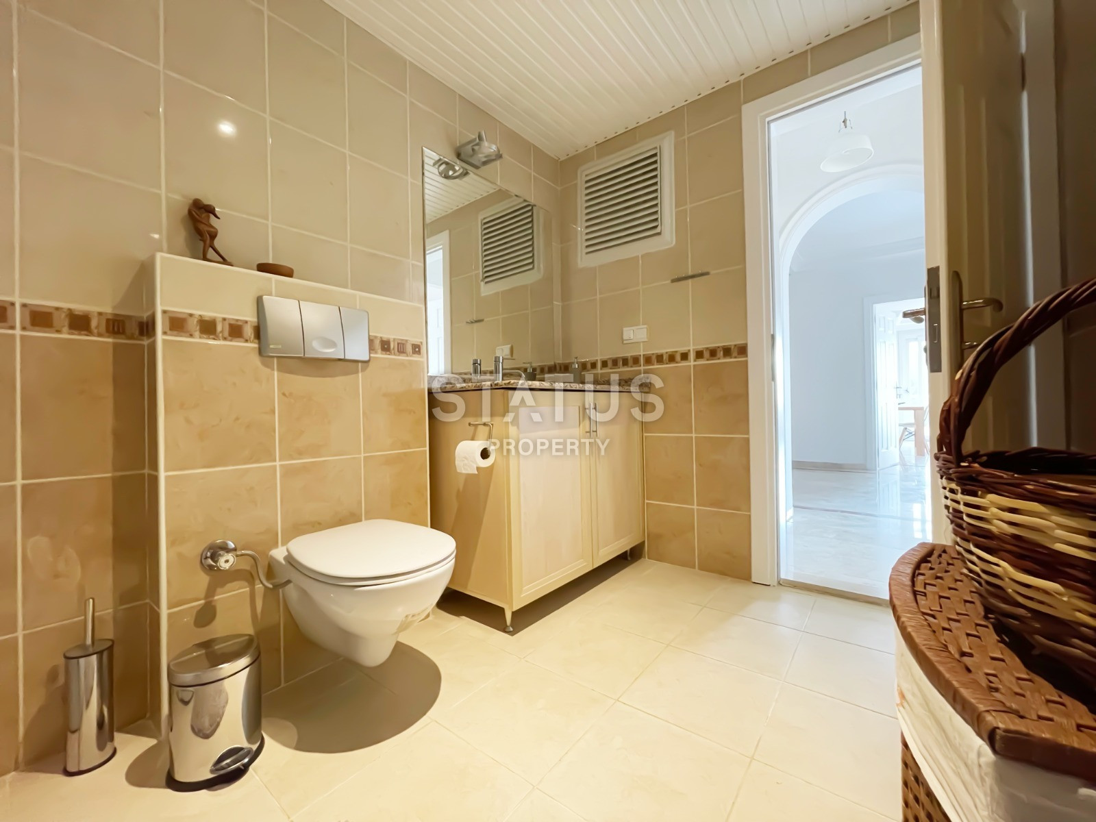 Furnished three-room apartment by the sea 100m from it in Mahmutlar district. 110m2 фото 40