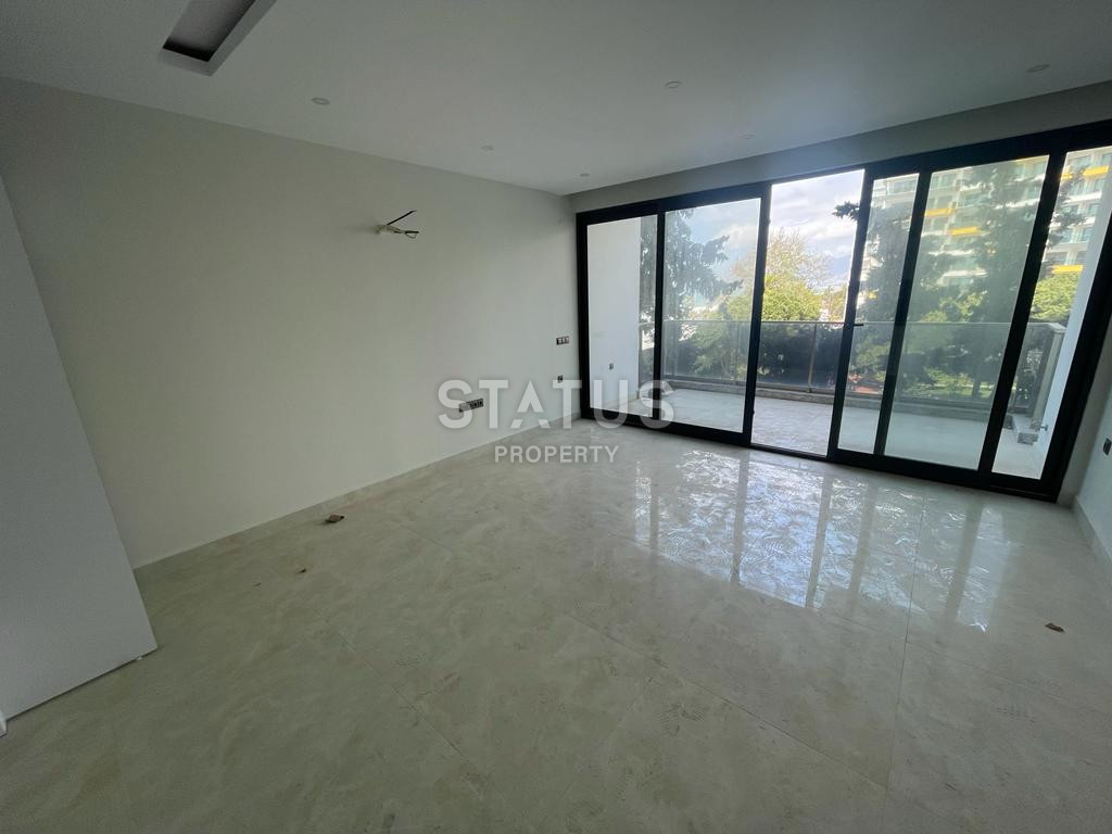 Three-room apartment 2+1 by the sea on the first coastline in Mahmutlar district, 95 m2. фото 6