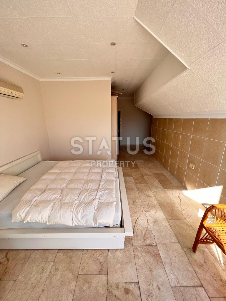 Three-room apartment furnished 2+2 by the sea in Alanya, 180 m2. фото 9