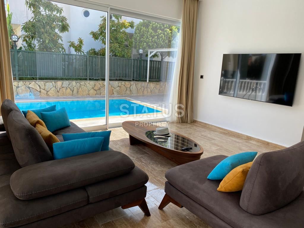 Просторная вилла 3+1 в районе Тепе 200м2 фото 8